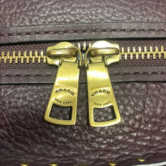 Coach Dreamer 36 Border Rivets Large Mixed Leather Suede Shoulder Bag in Brown - Picture 4 of 16